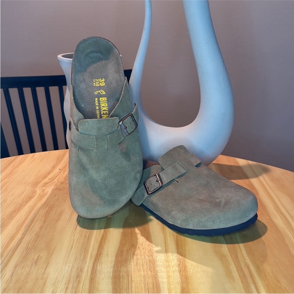 Birkenstock Boston clogs
